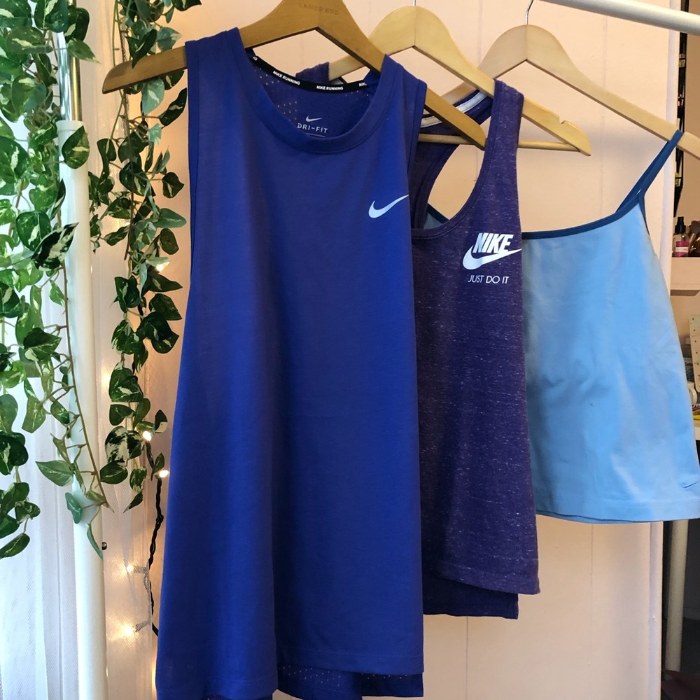 🌻3 for $15 sale🌻 Nike Athletic Shirt Bundle!